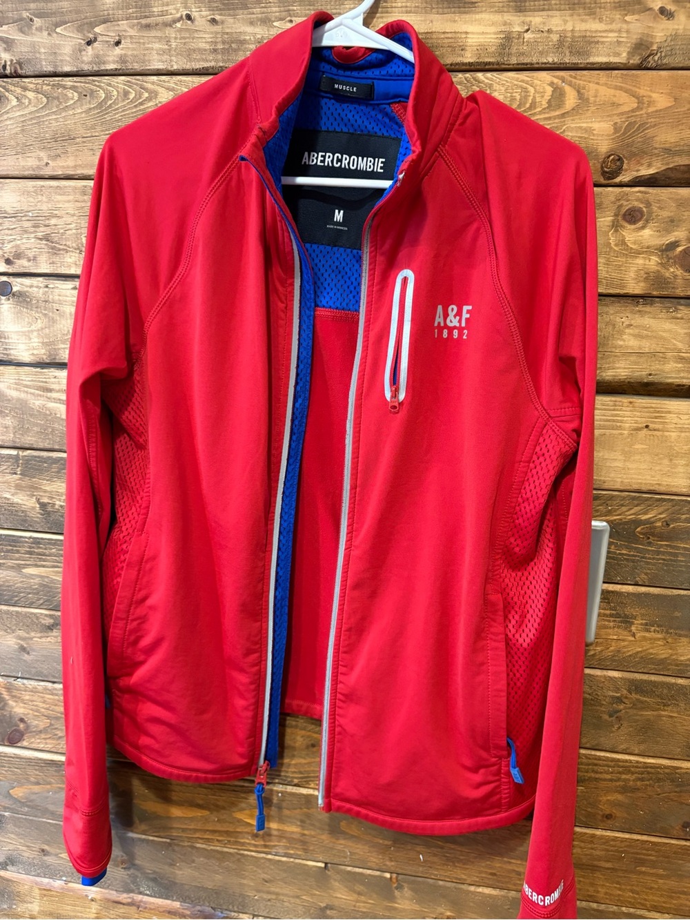Abercrombie & Fitch Men’s Red A&F Performance Zip Jacket medium